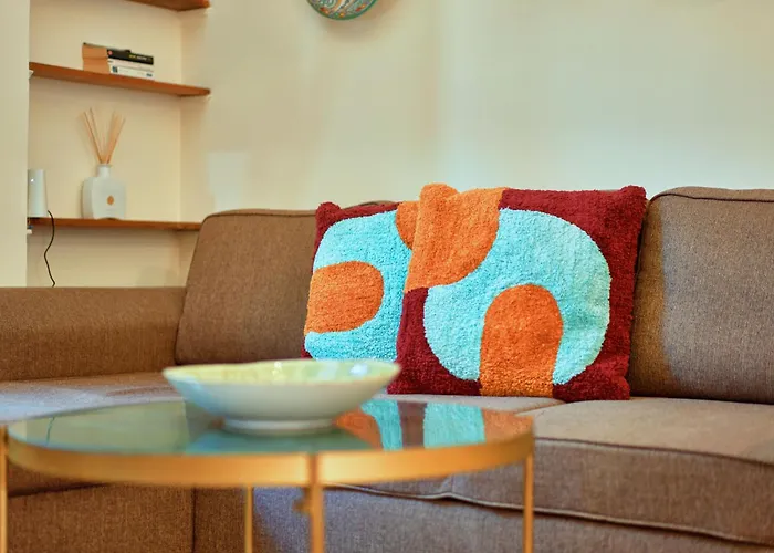 Anali - Hostatel Apartamento Granada