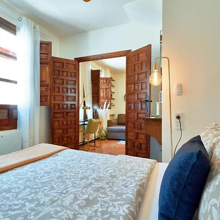 Anali - Hostatel * Grenada