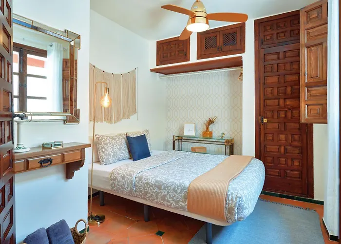 Anali - Hostatel Apartman